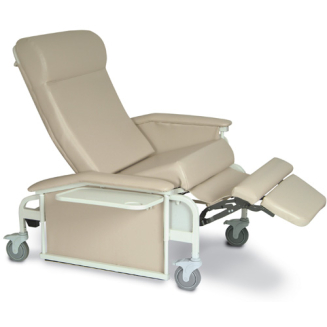 Winco Drop Arm Bariatric Clinical Recliner